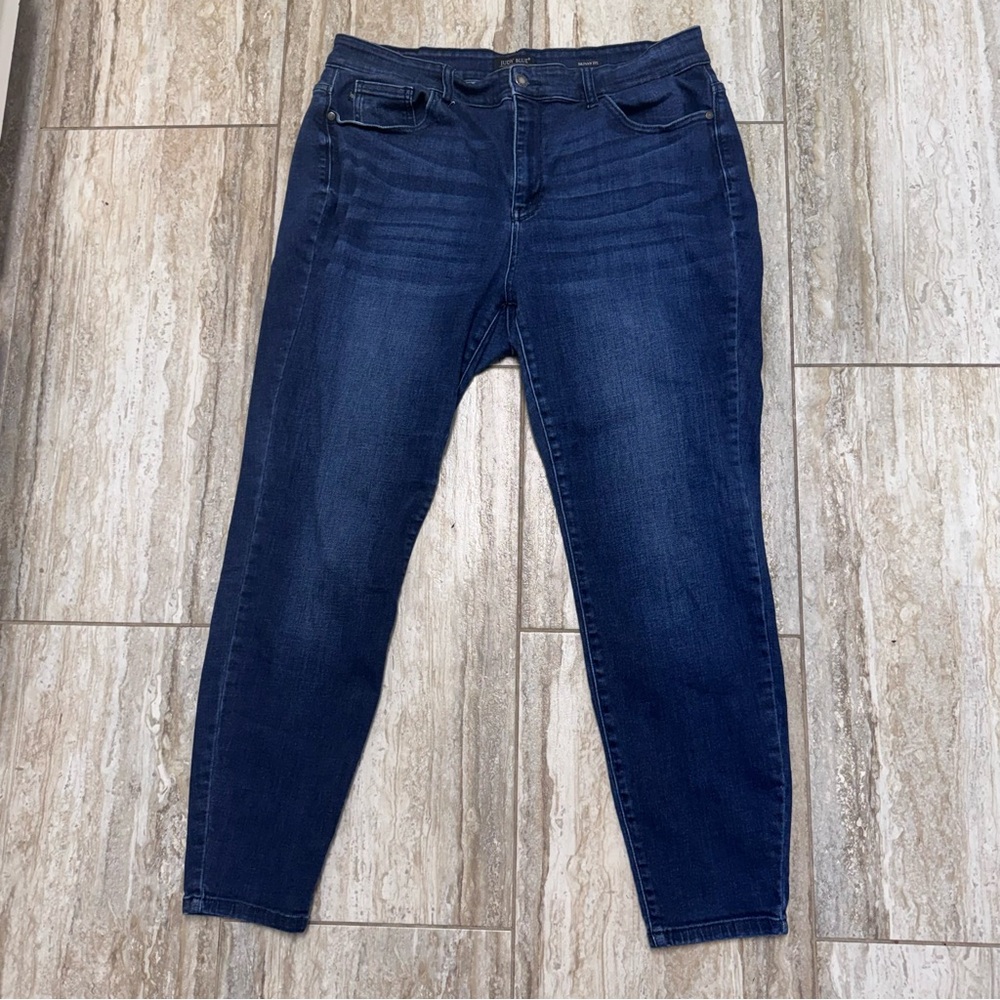 Judy Blue Skinny Fit Dark Wash Women’s size 20W